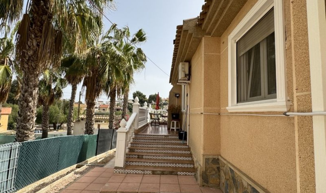 Revente - Villa - Torrevieja - torrevieja