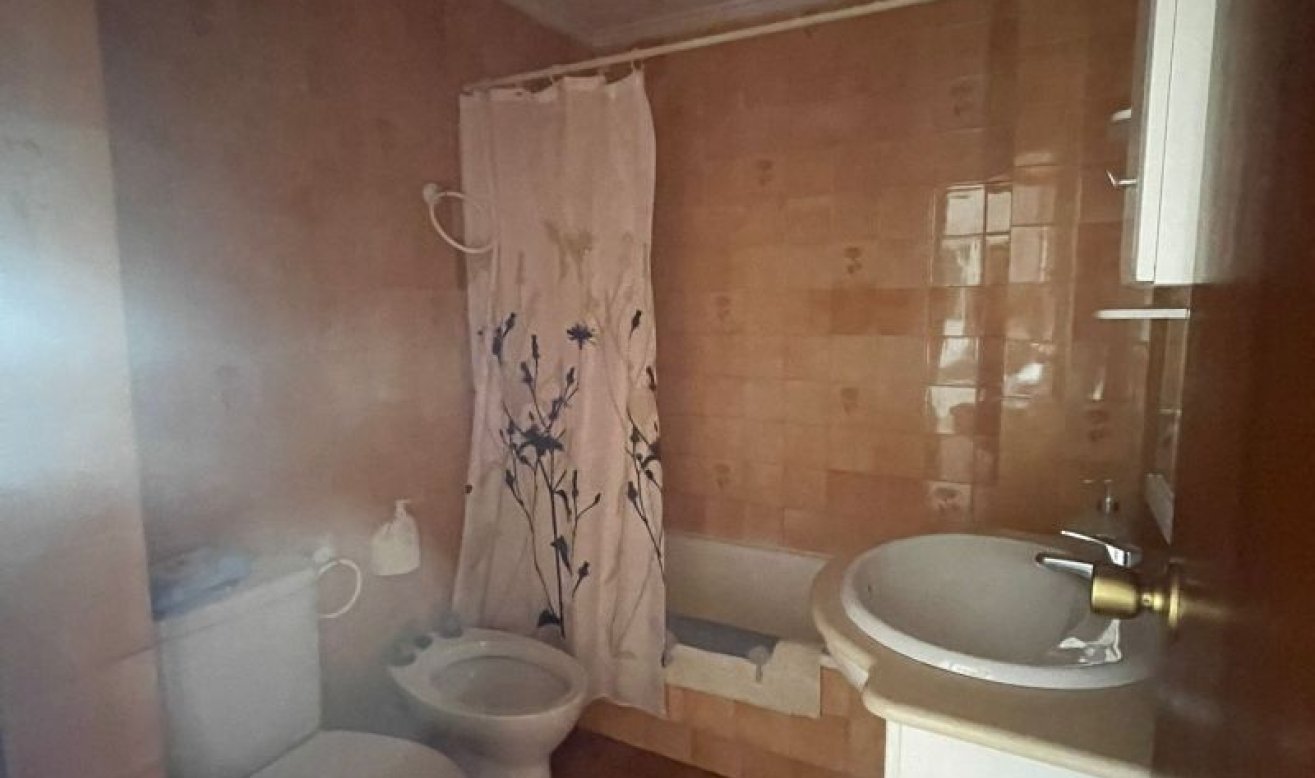 Resale - Apartment / flat - Torrevieja - torrevieja