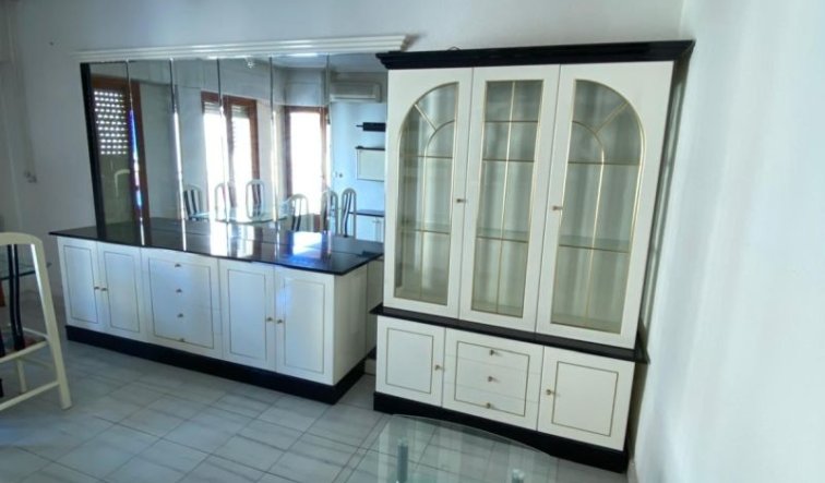 Reventa - Apartamento / piso - Hondón de las Nieves