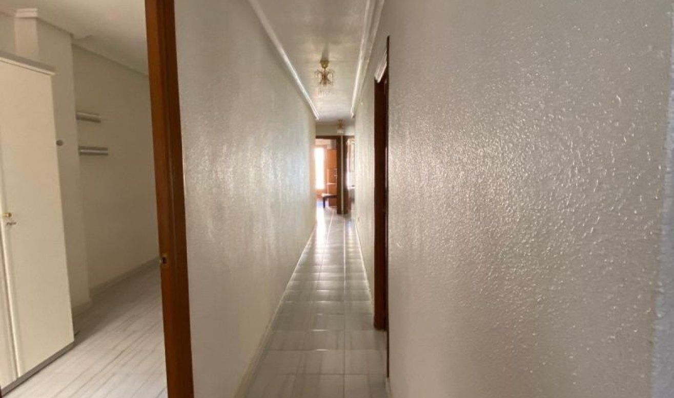 Reventa - Apartamento / piso - Hondón de las Nieves