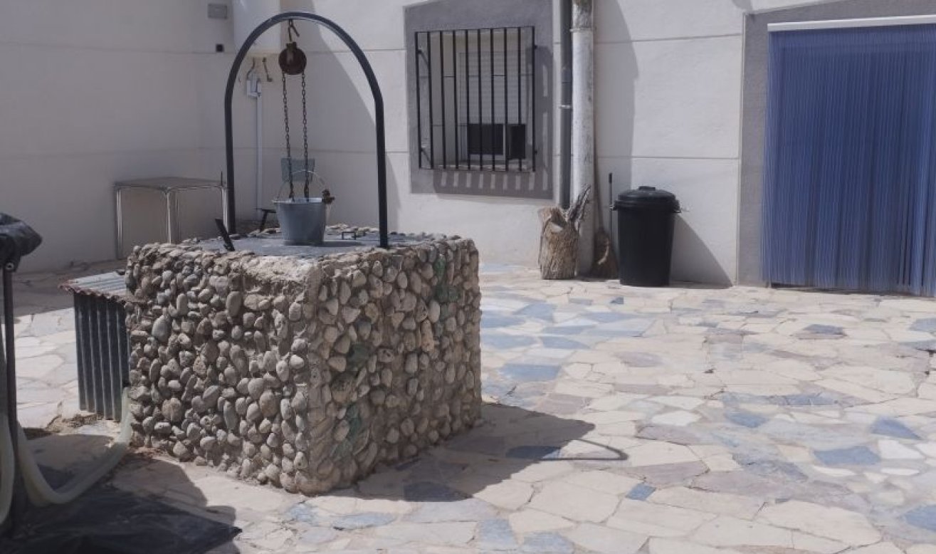 Resale - Villa - La Romana