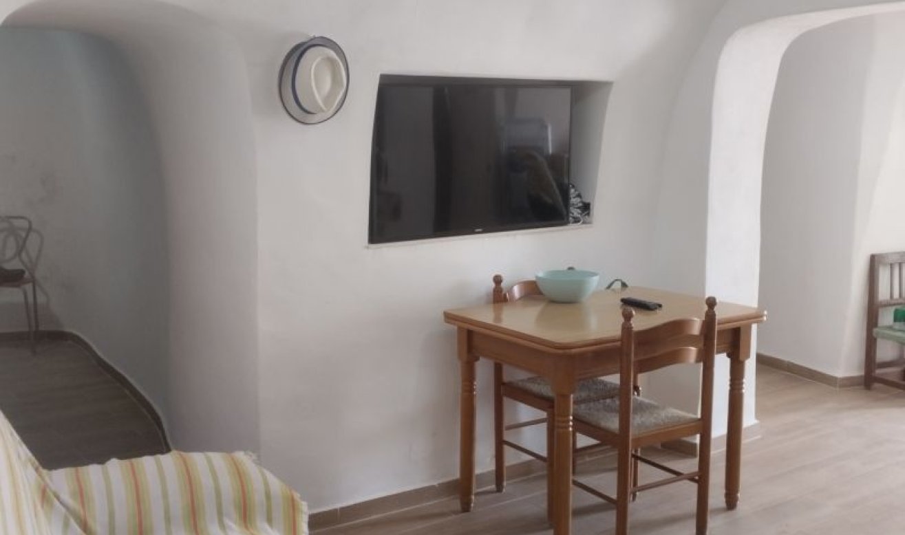 Resale - Villa - La Romana