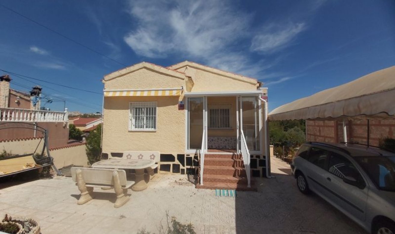 Resale - Villa - San Fulgencio