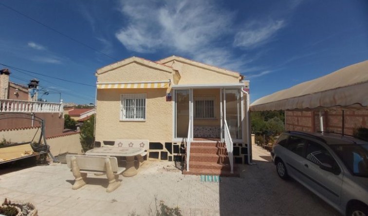Resale - Villa - San Fulgencio