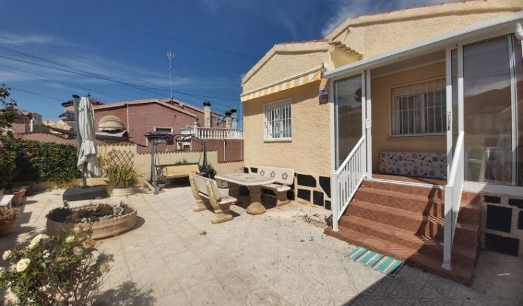 Resale - Villa - San Fulgencio