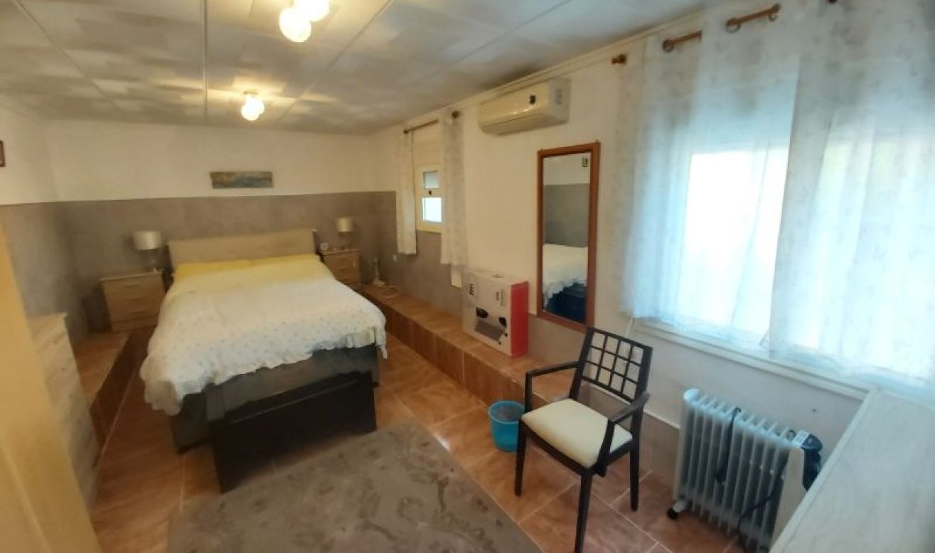 Resale - Villa - San Fulgencio