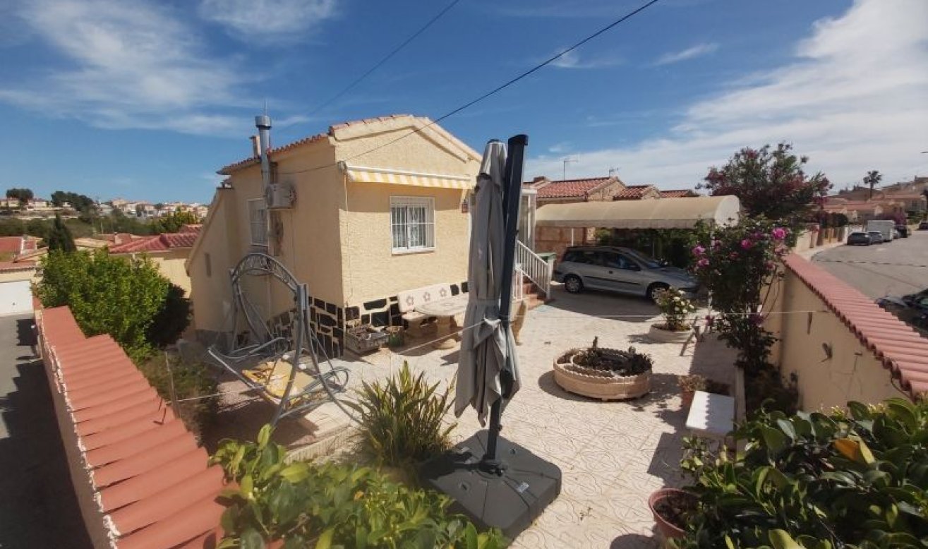 Resale - Villa - San Fulgencio