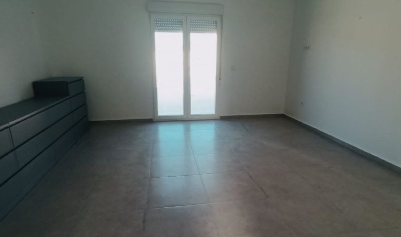 Resale - Villa - Macisvenda