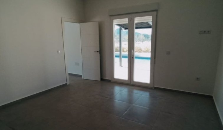 Resale - Villa - Macisvenda