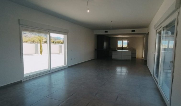 Resale - Villa - Macisvenda