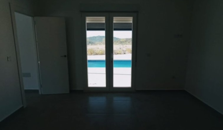 Resale - Villa - Macisvenda