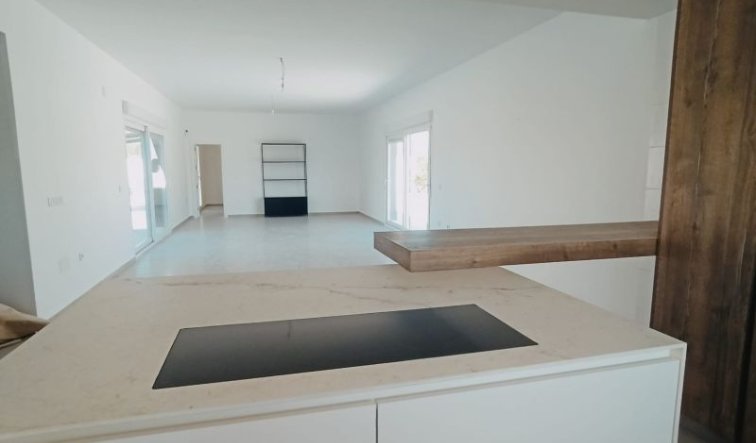 Resale - Villa - Macisvenda