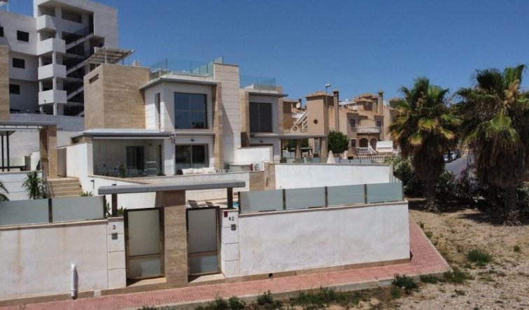Reventa - Villa - Orihuela Costa