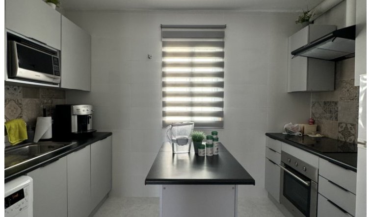 Resale - Apartment / flat - Orihuela Costa