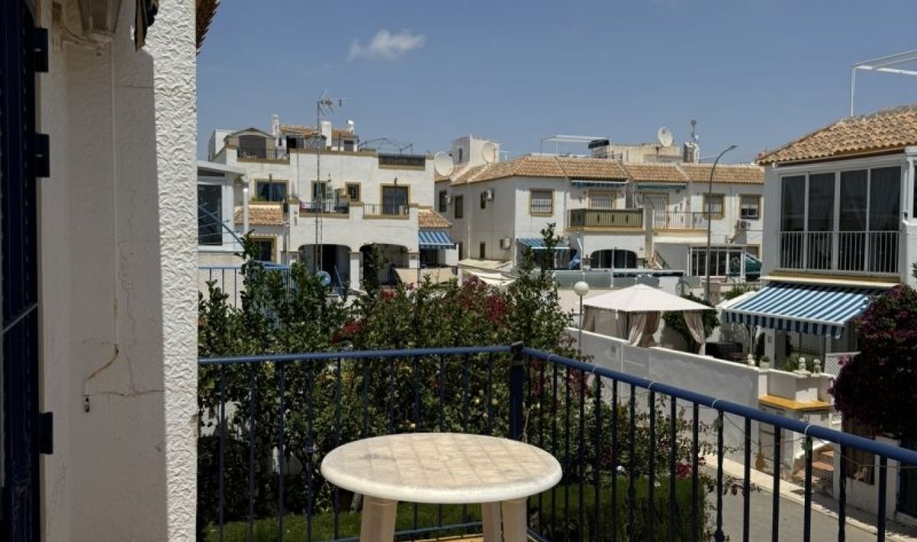 Resale - Apartment / flat - Orihuela Costa