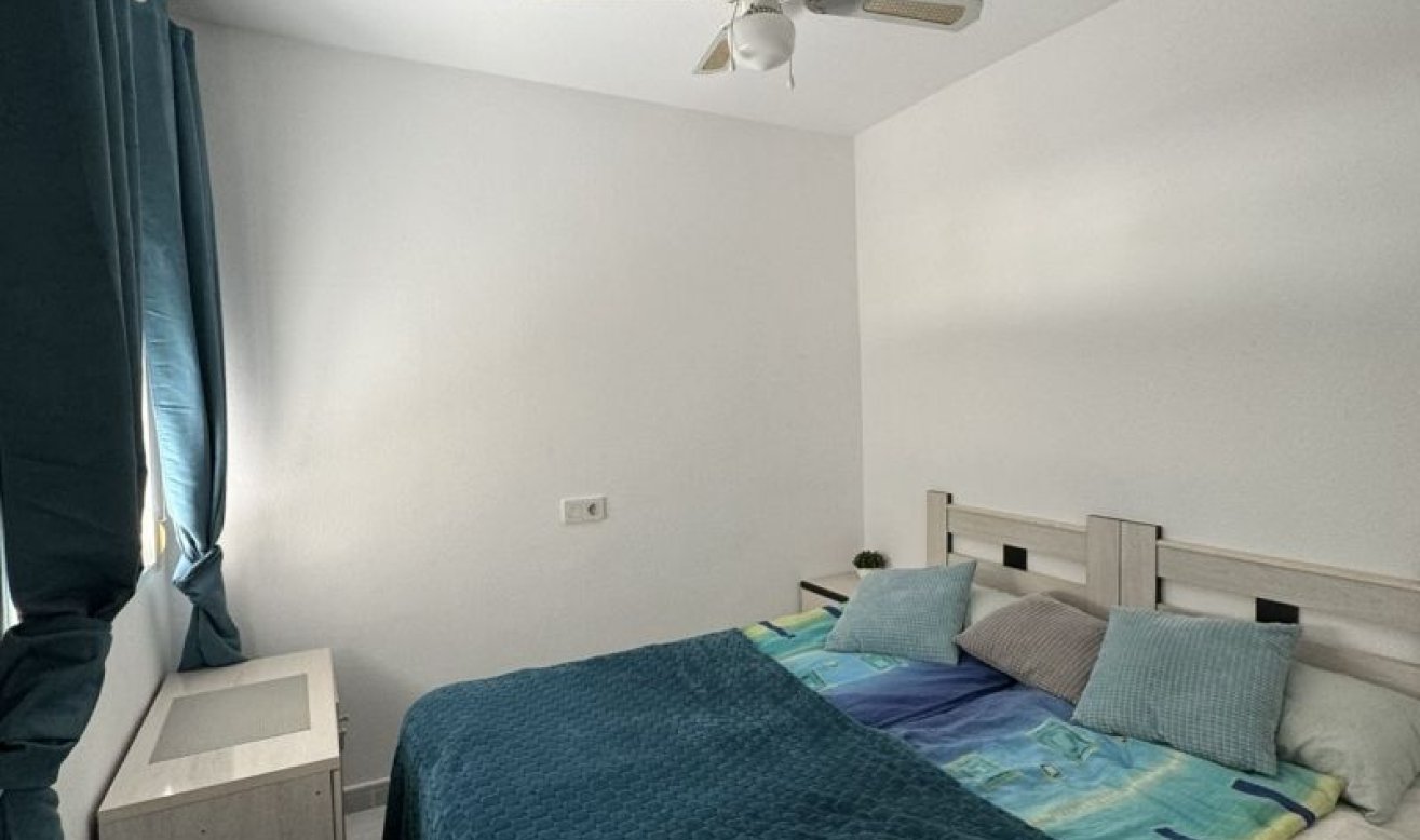 Resale - Apartment / flat - Orihuela Costa