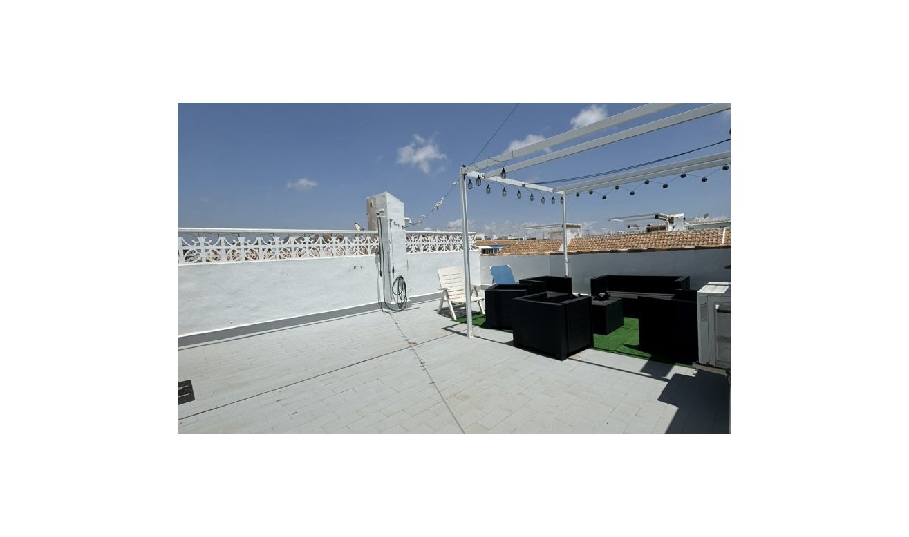 Resale - Apartment / flat - Orihuela Costa