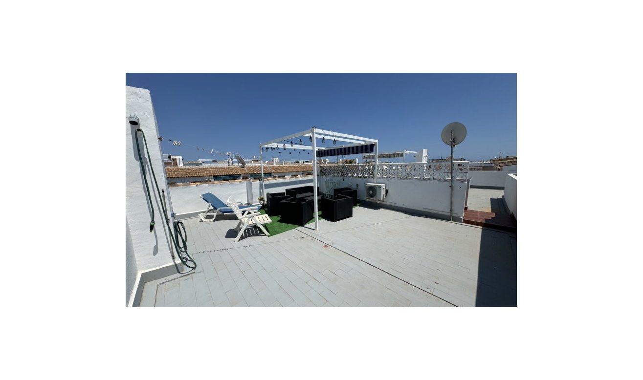 Resale - Apartment / flat - Orihuela Costa