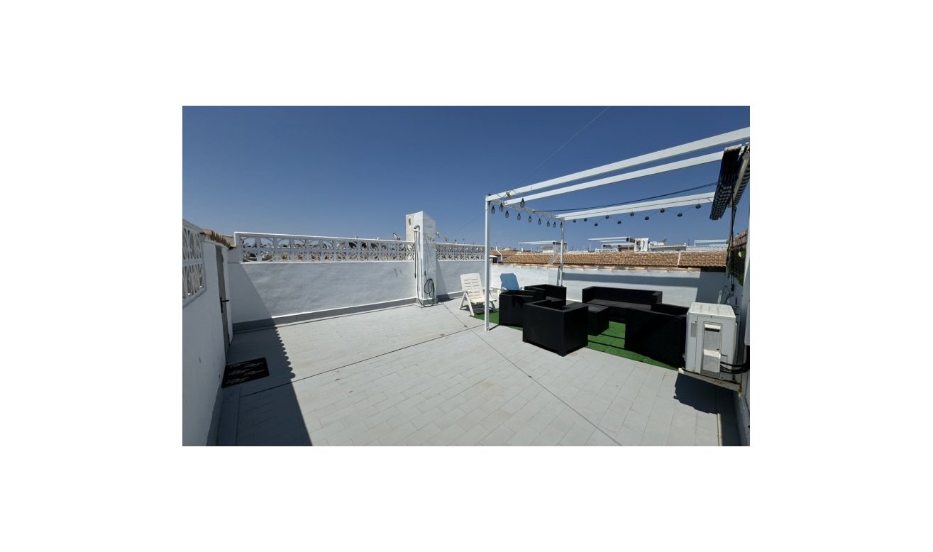 Resale - Apartment / flat - Orihuela Costa