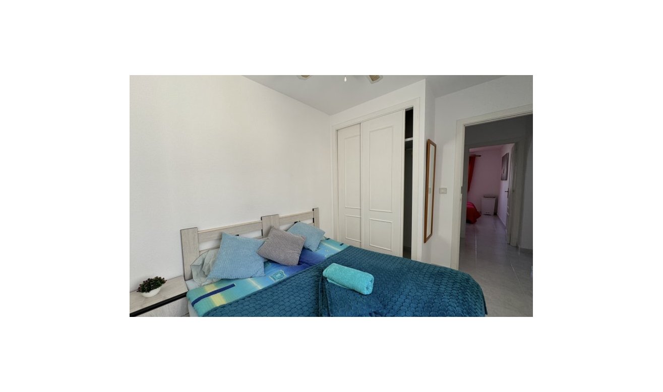 Resale - Apartment / flat - Orihuela Costa