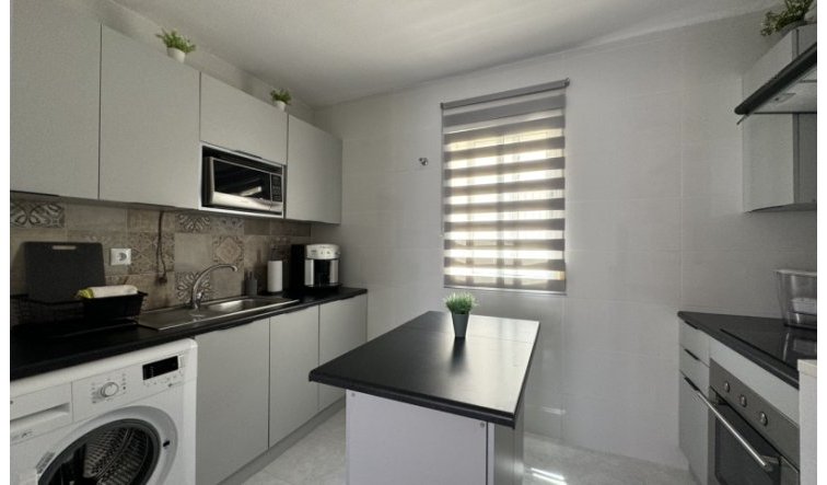 Resale - Apartment / flat - Orihuela Costa