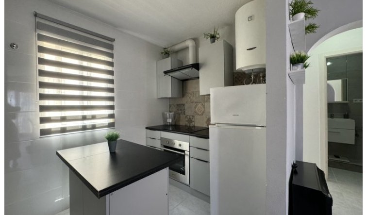 Resale - Apartment / flat - Orihuela Costa