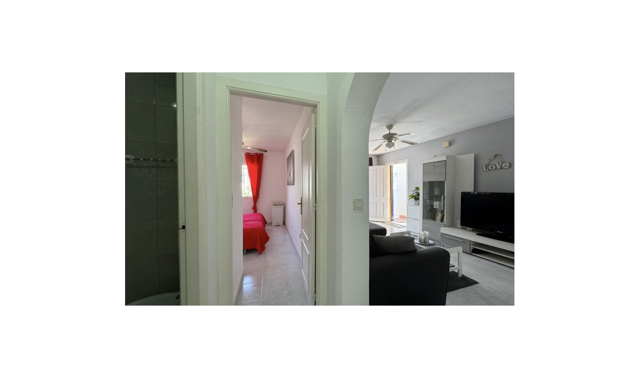 Resale - Apartment / flat - Orihuela Costa