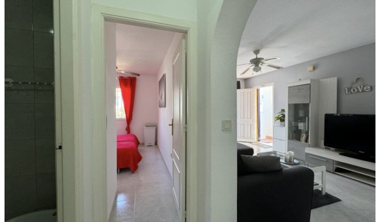 Resale - Apartment / flat - Orihuela Costa