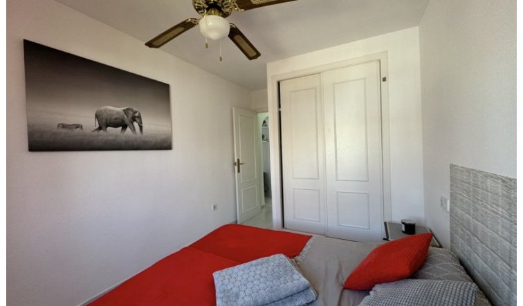 Resale - Apartment / flat - Orihuela Costa