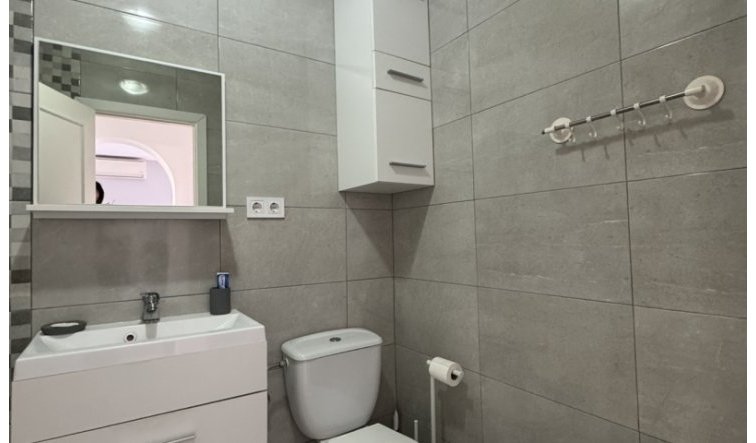 Resale - Apartment / flat - Orihuela Costa