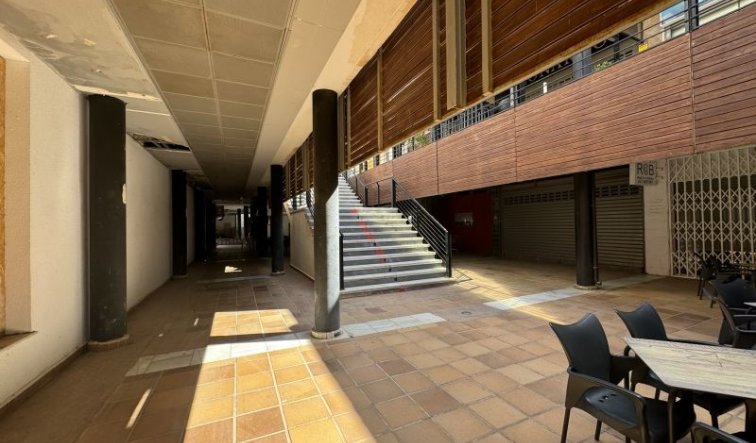 Reventa - Comercial - Orihuela Costa