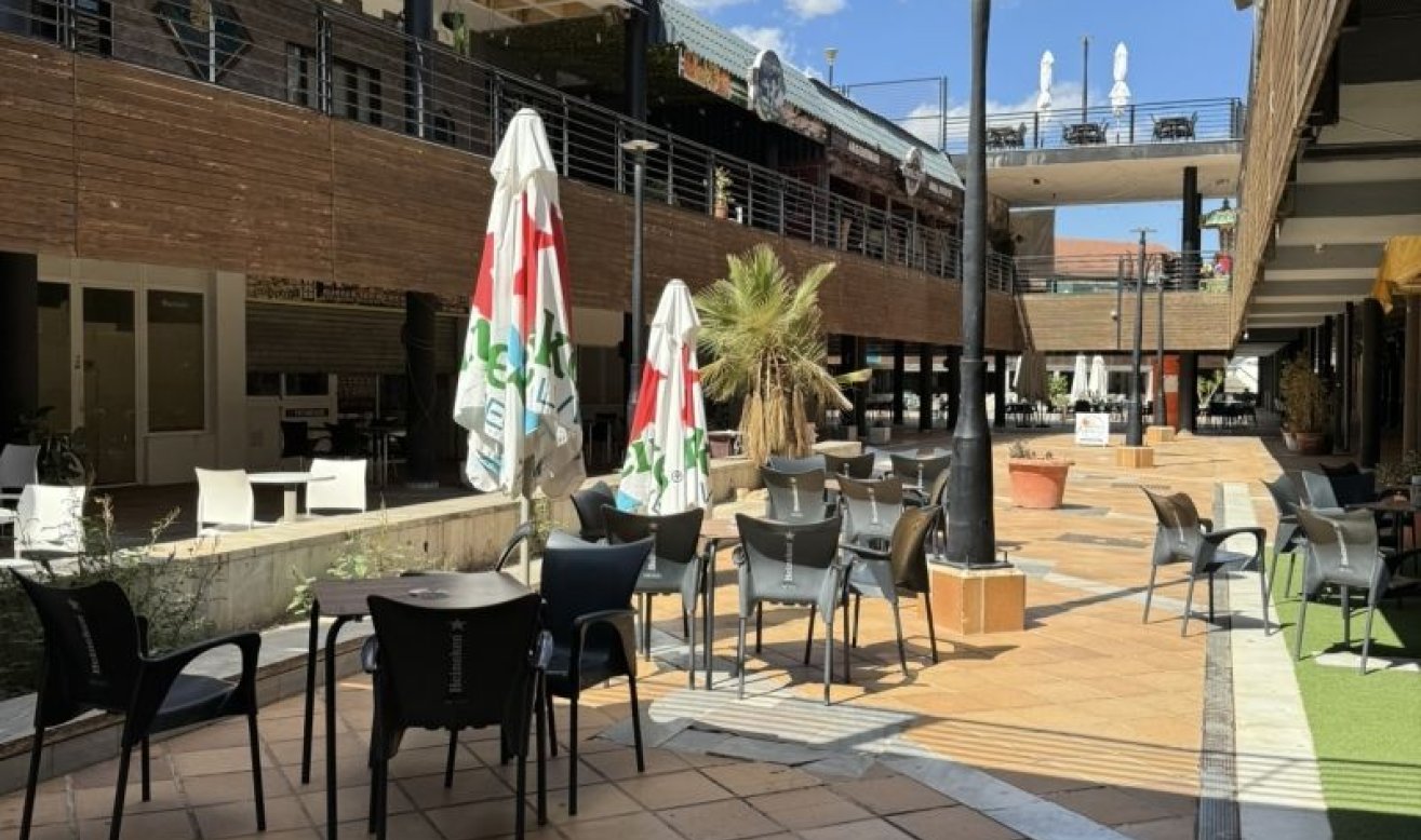 Reventa - Comercial - Orihuela Costa