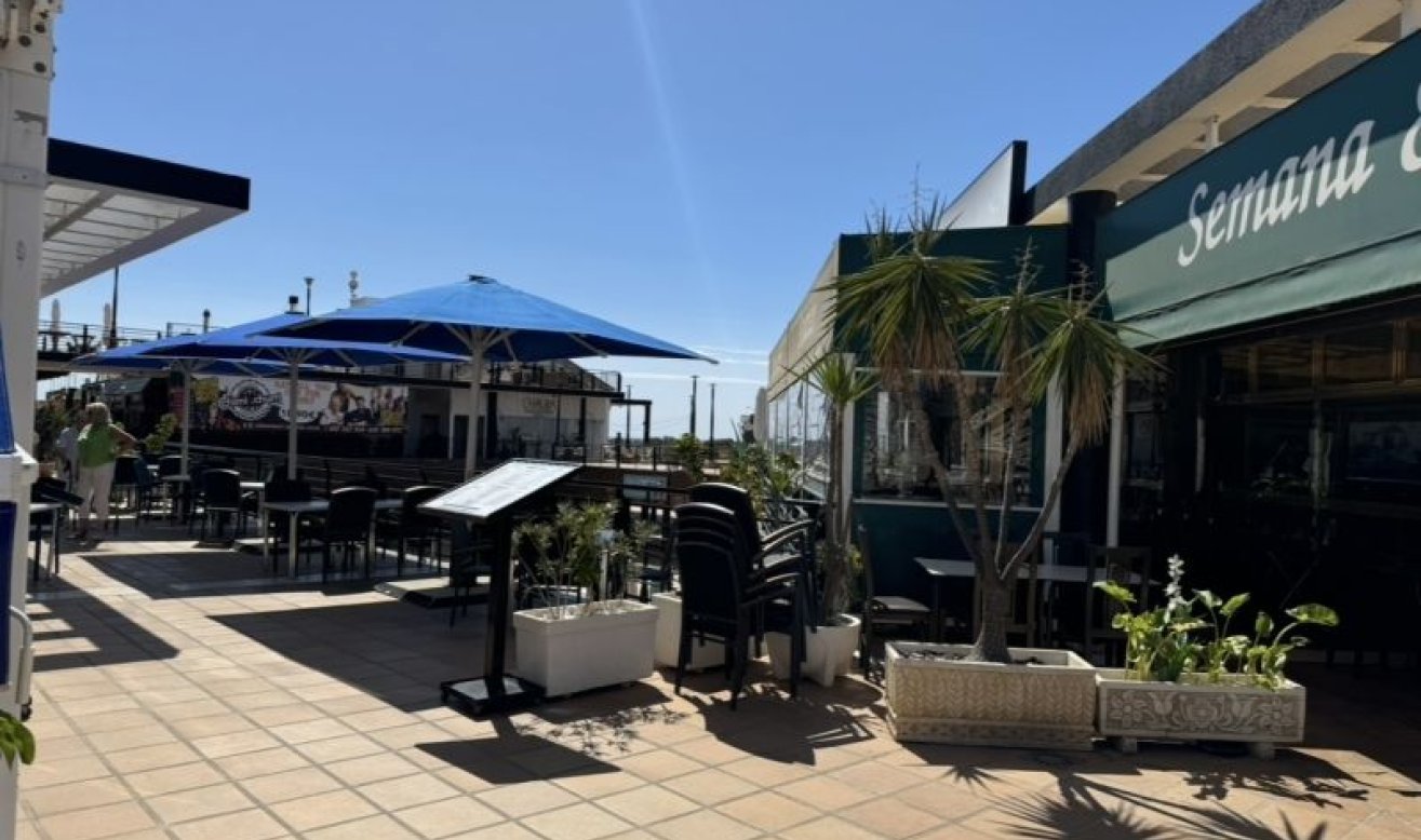 Reventa - Comercial - Orihuela Costa