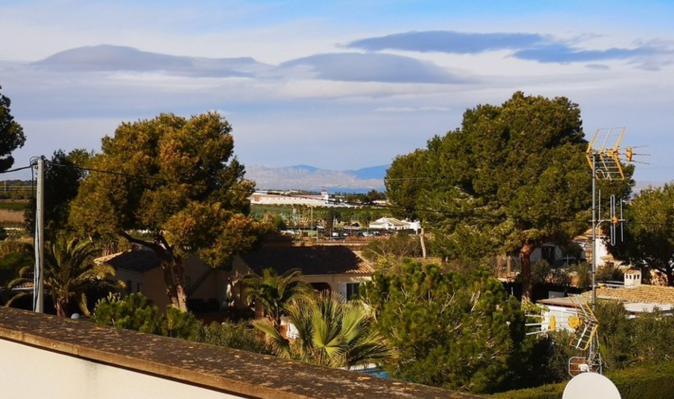 Reventa - Adosado - Los Montesinos - La Herrada