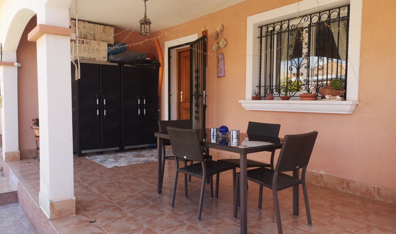 Reventa - Villa - Los Montesinos - Los Montesinos - Urb. La Herrada