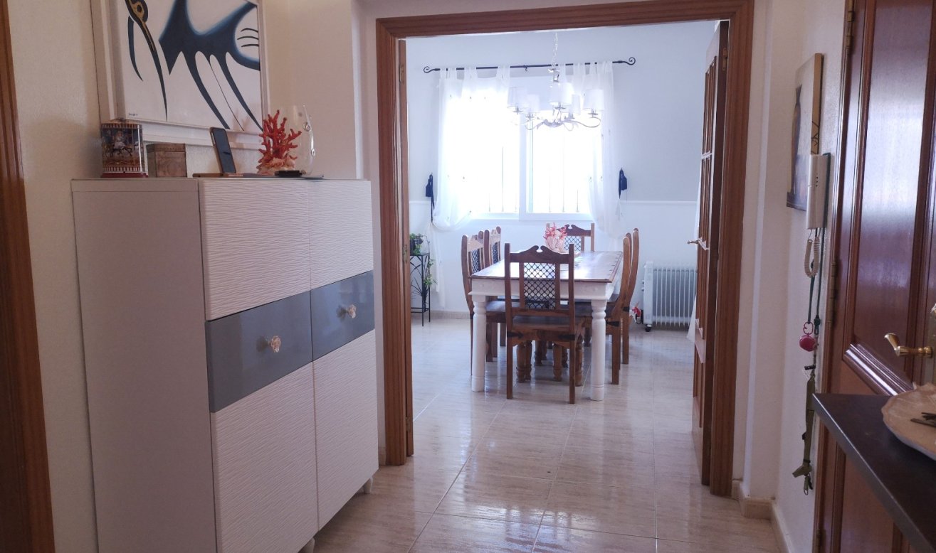 Reventa - Villa - Los Montesinos - Los Montesinos - Urb. La Herrada