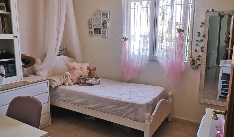 Reventa - Villa - Los Montesinos - Los Montesinos - Urb. La Herrada