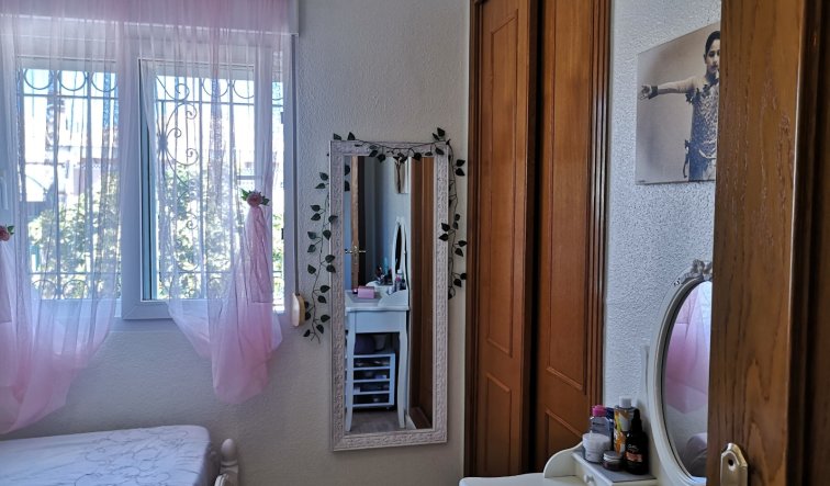 Reventa - Villa - Los Montesinos - Los Montesinos - Urb. La Herrada