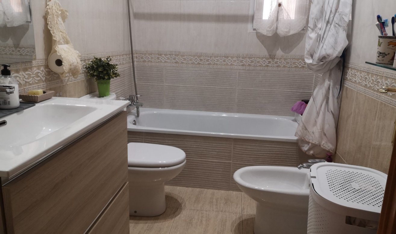 Reventa - Villa - Los Montesinos - Los Montesinos - Urb. La Herrada