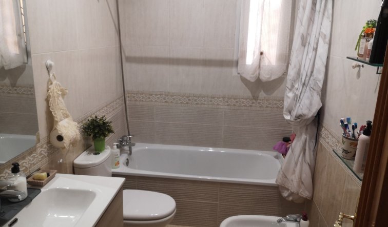 Reventa - Villa - Los Montesinos - Los Montesinos - Urb. La Herrada