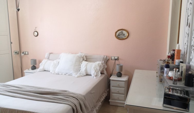 Reventa - Villa - Los Montesinos - Los Montesinos - Urb. La Herrada