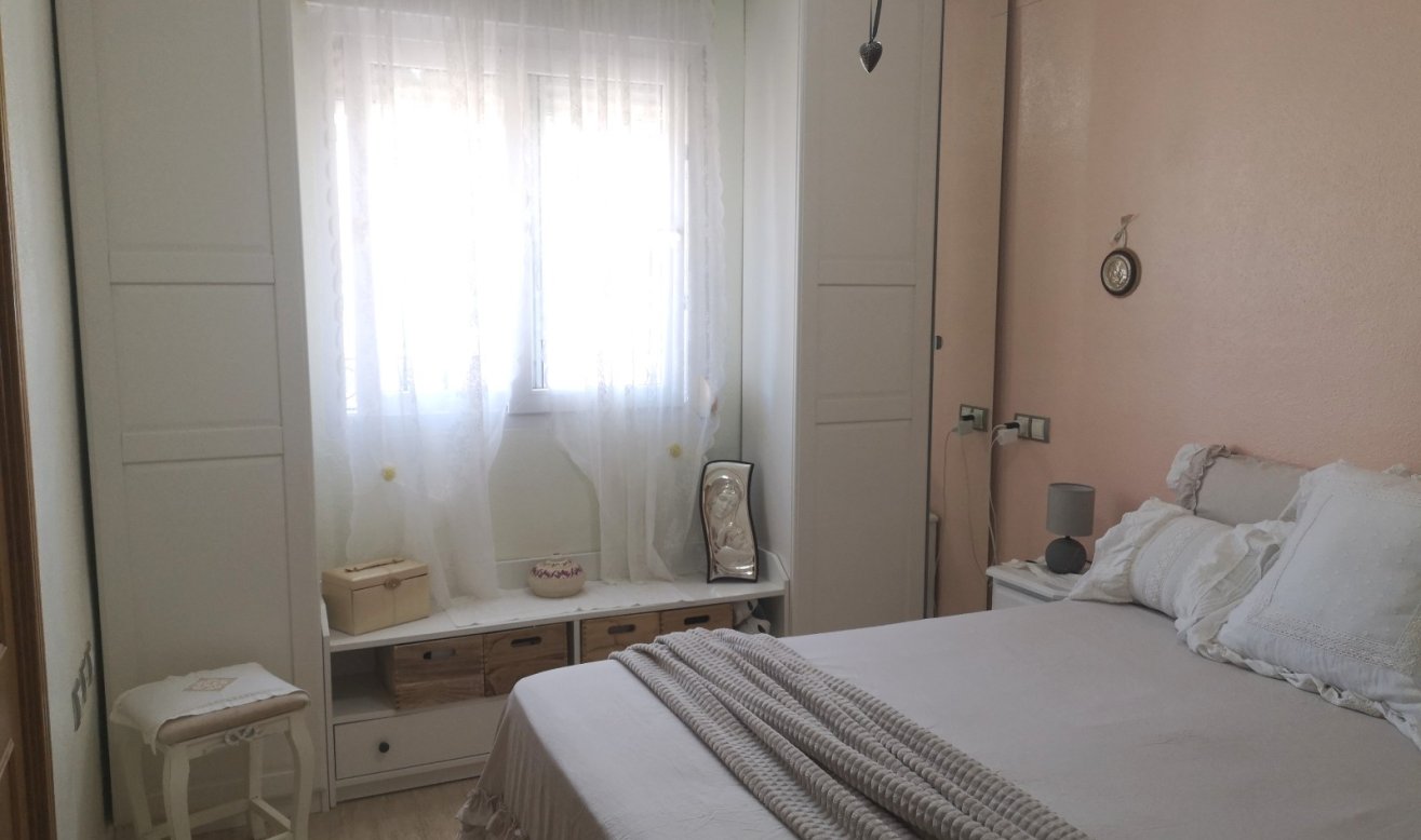 Reventa - Villa - Los Montesinos - Los Montesinos - Urb. La Herrada