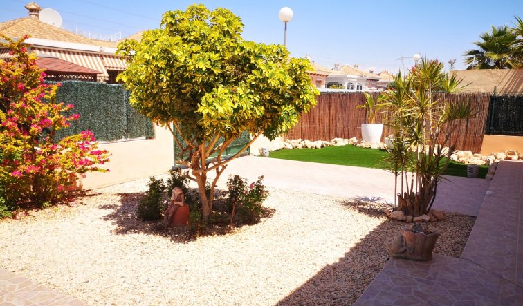 Reventa - Villa - Los Montesinos - Los Montesinos - Urb. La Herrada