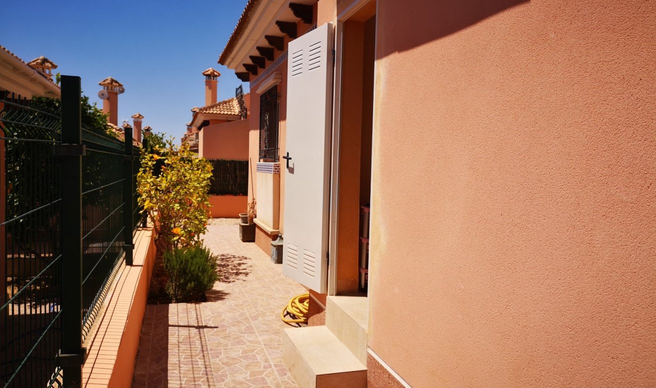 Reventa - Villa - Los Montesinos - Los Montesinos - Urb. La Herrada