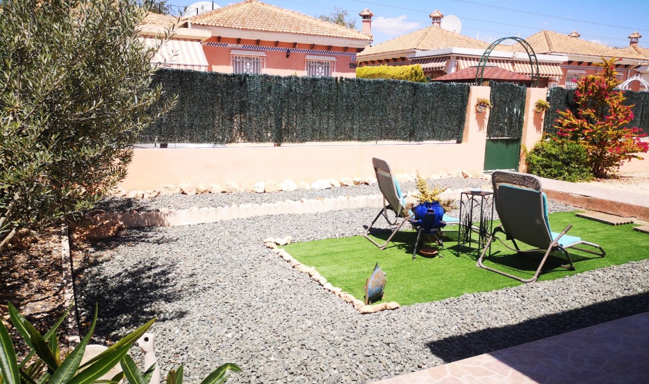 Reventa - Villa - Los Montesinos - Los Montesinos - Urb. La Herrada