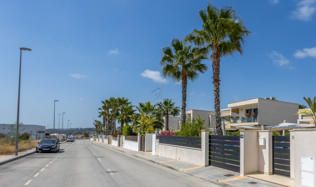 Reventa - Villa - Orihuela - Vistabella Golf