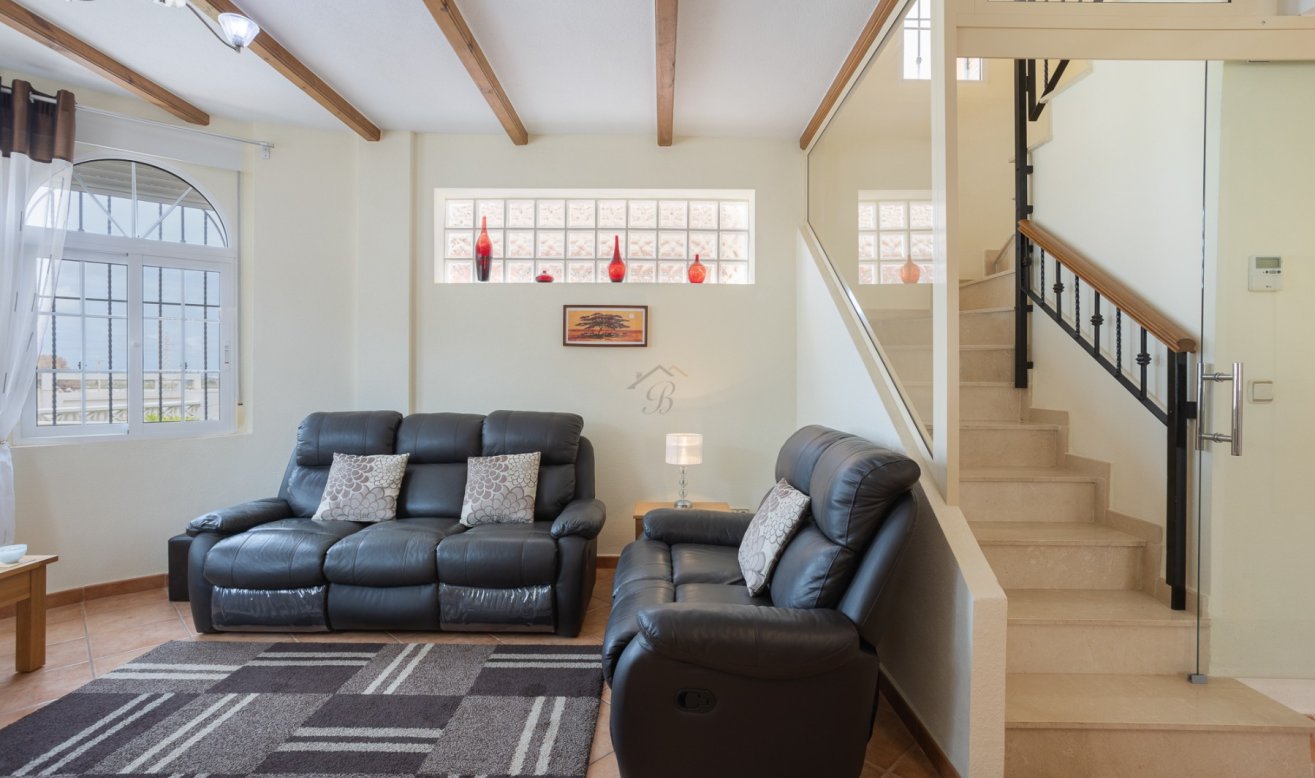 Reventa - Villa - Los Montesinos - Los Montesinos - Urb. La Herrada