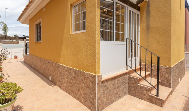 Reventa - Villa - Los Montesinos - Los Montesinos - Urb. La Herrada