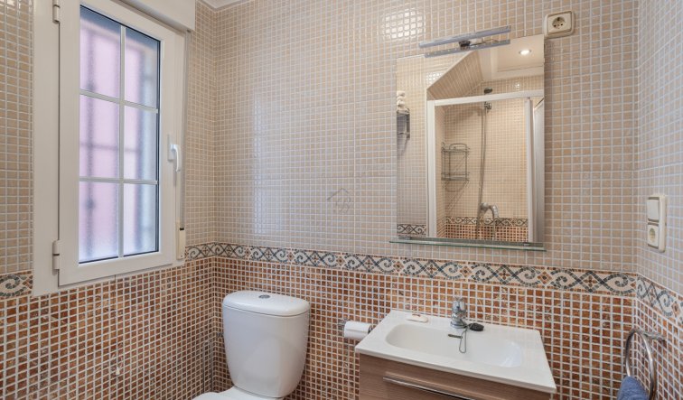 Reventa - Villa - Los Montesinos - Los Montesinos - Urb. La Herrada