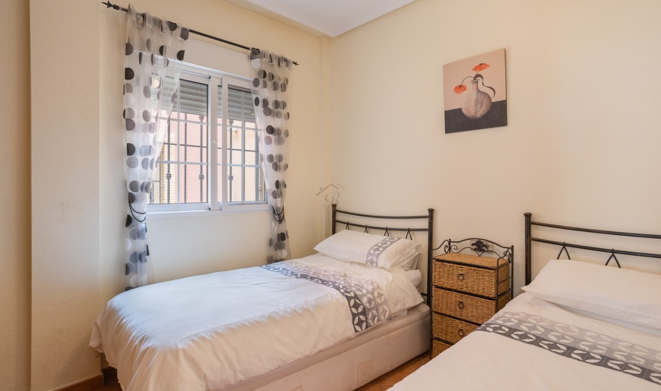 Reventa - Villa - Los Montesinos - Los Montesinos - Urb. La Herrada